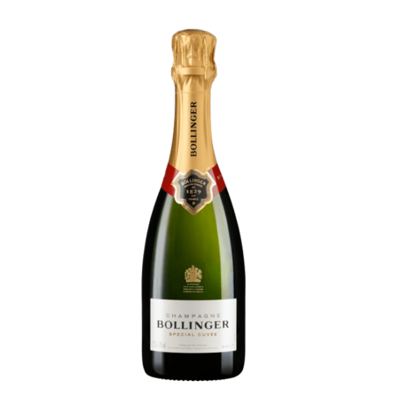 Bottiglia di Champagne Bollinger Special Cuvée con etichetta oro su fondo chiaro